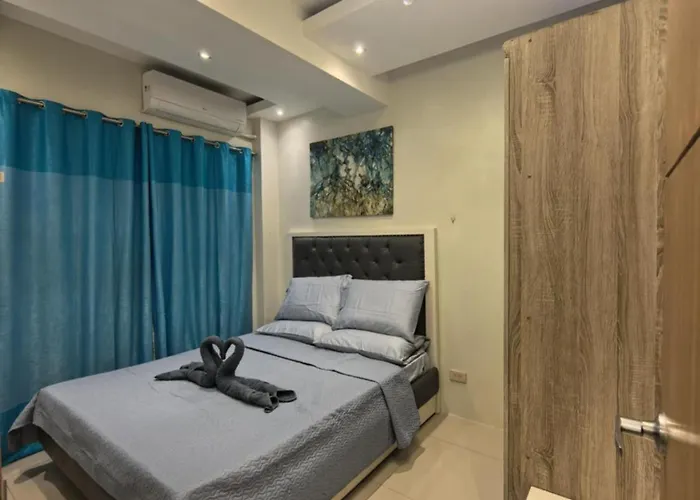 アパートホテル 2 Bedroom Shell Residences Moa View マニラ市
